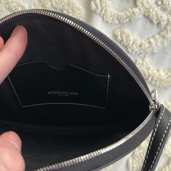 Orseund Iris Leather Circle Crossbody Bag - Picture 6 of 9